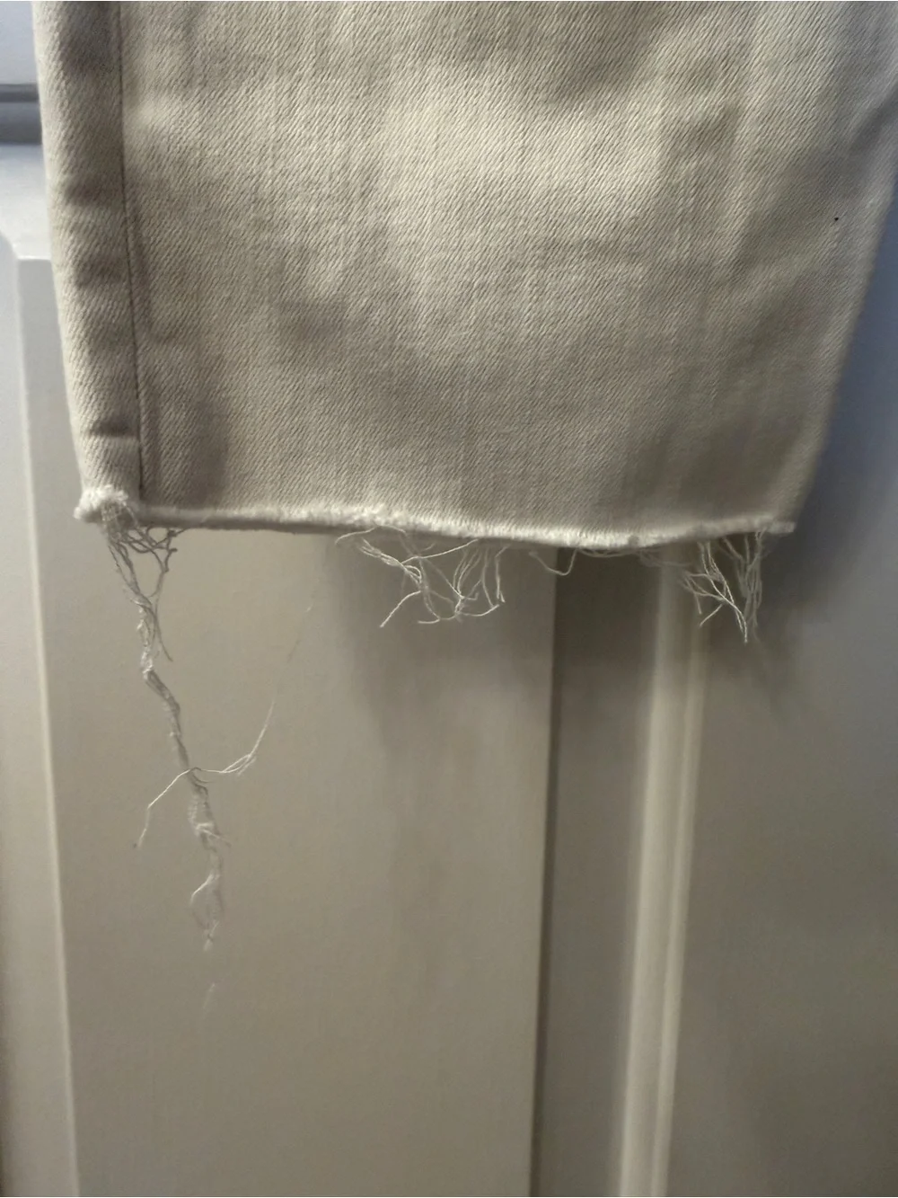J. Crew White Straight-Leg Stovepipe size 30 Jeans with Frayed Hem